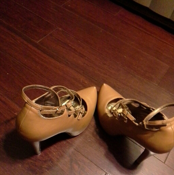 Shoes - Picture 2 of 2